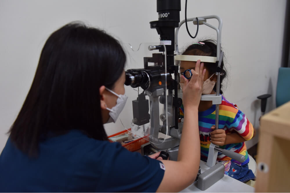 โครงการช่วยน้องให้มองเห็น ลดอัตราการตาบอดในเด็กไทย มูลนิธิโรงพยาบาลเด็ก กองทุนอาคารเฉลิมพระเกียรติฯ